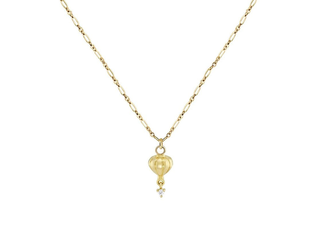 9k Lucky Lantern Pendant Necklace with Diamond