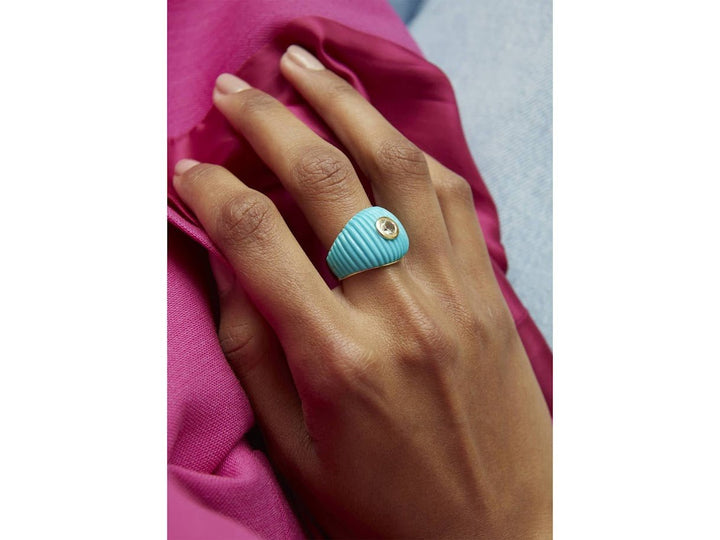 9k Ridged Turquoise Ring with White Topaz