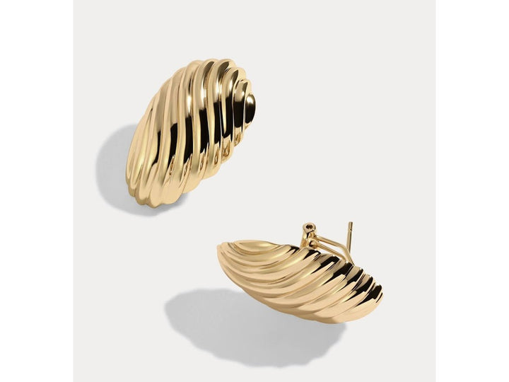 Curvy Ridged Earrings