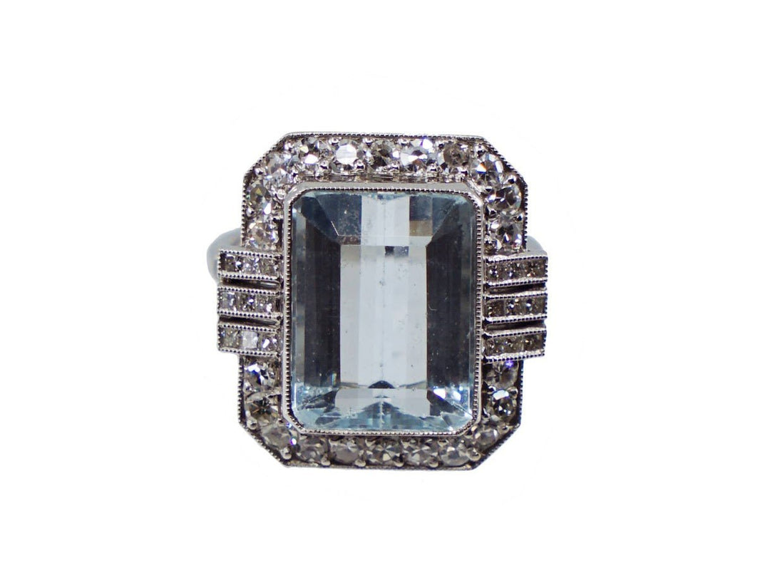 1940s Platinum Ring with Aquamarine and Diamonds