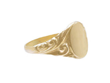 Load image into Gallery viewer, Victorian 14k Signet Ring
