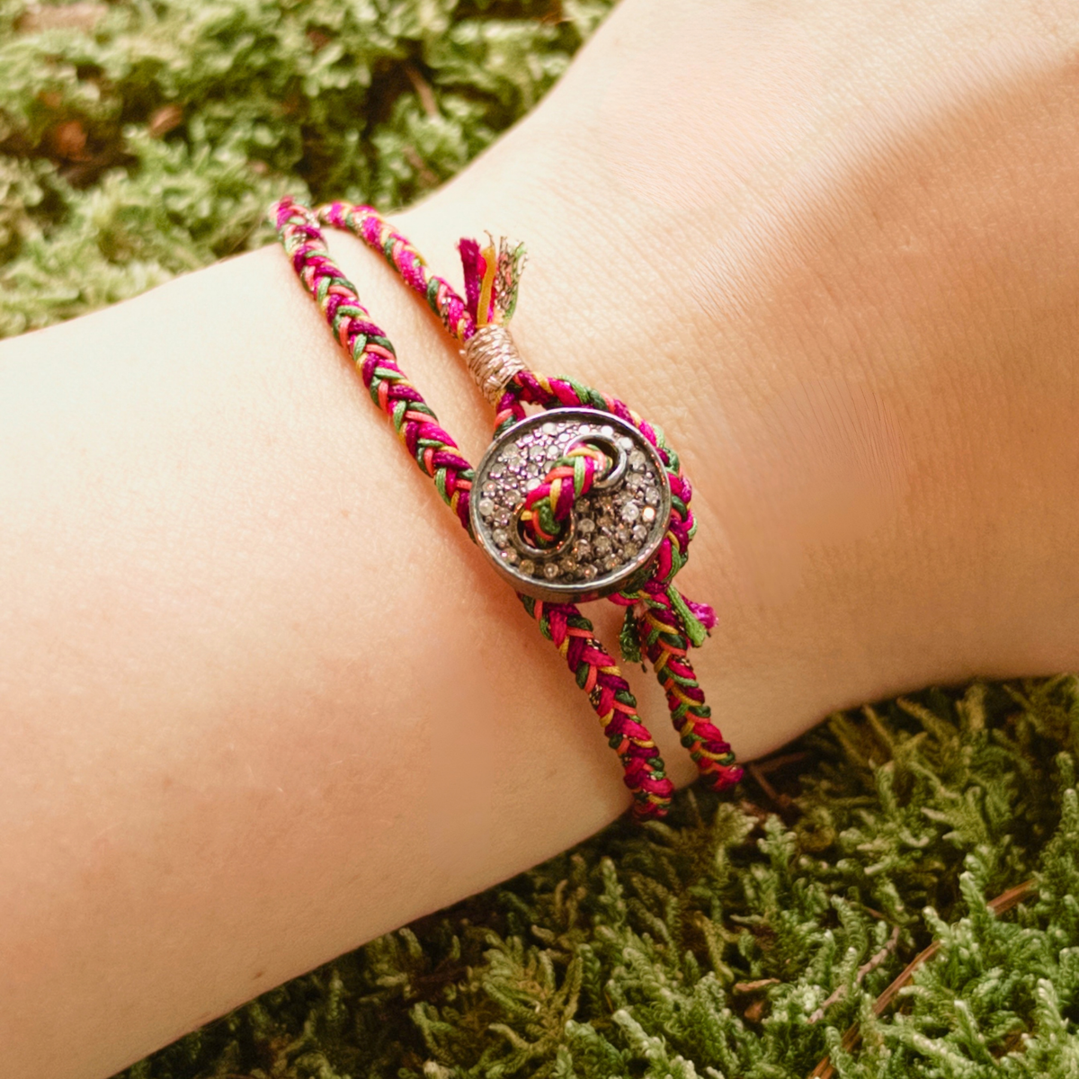 9k/SS Diamond Round Disc on Silk Cord Bracelet