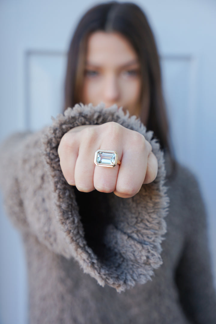 18k East-West Prasiolite Ring