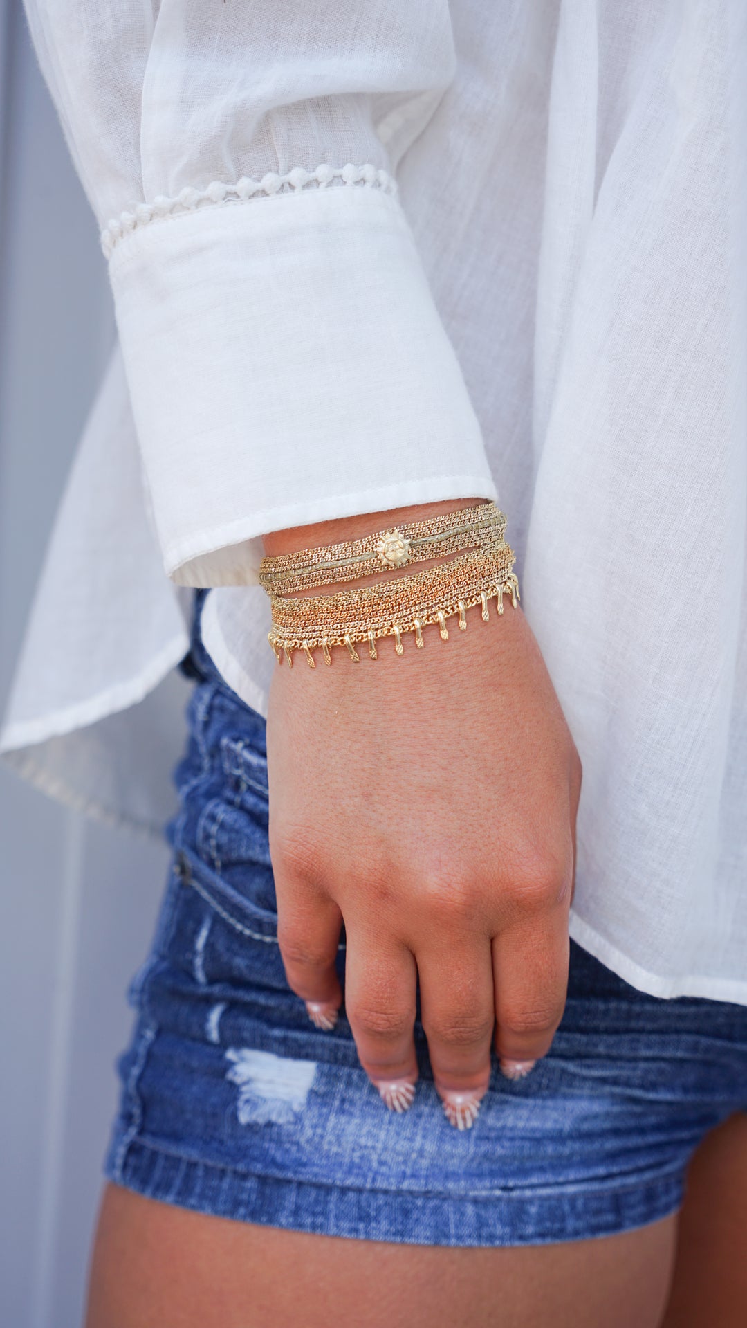 Wider Gold Striped Chain Bracelet with Sun Charm