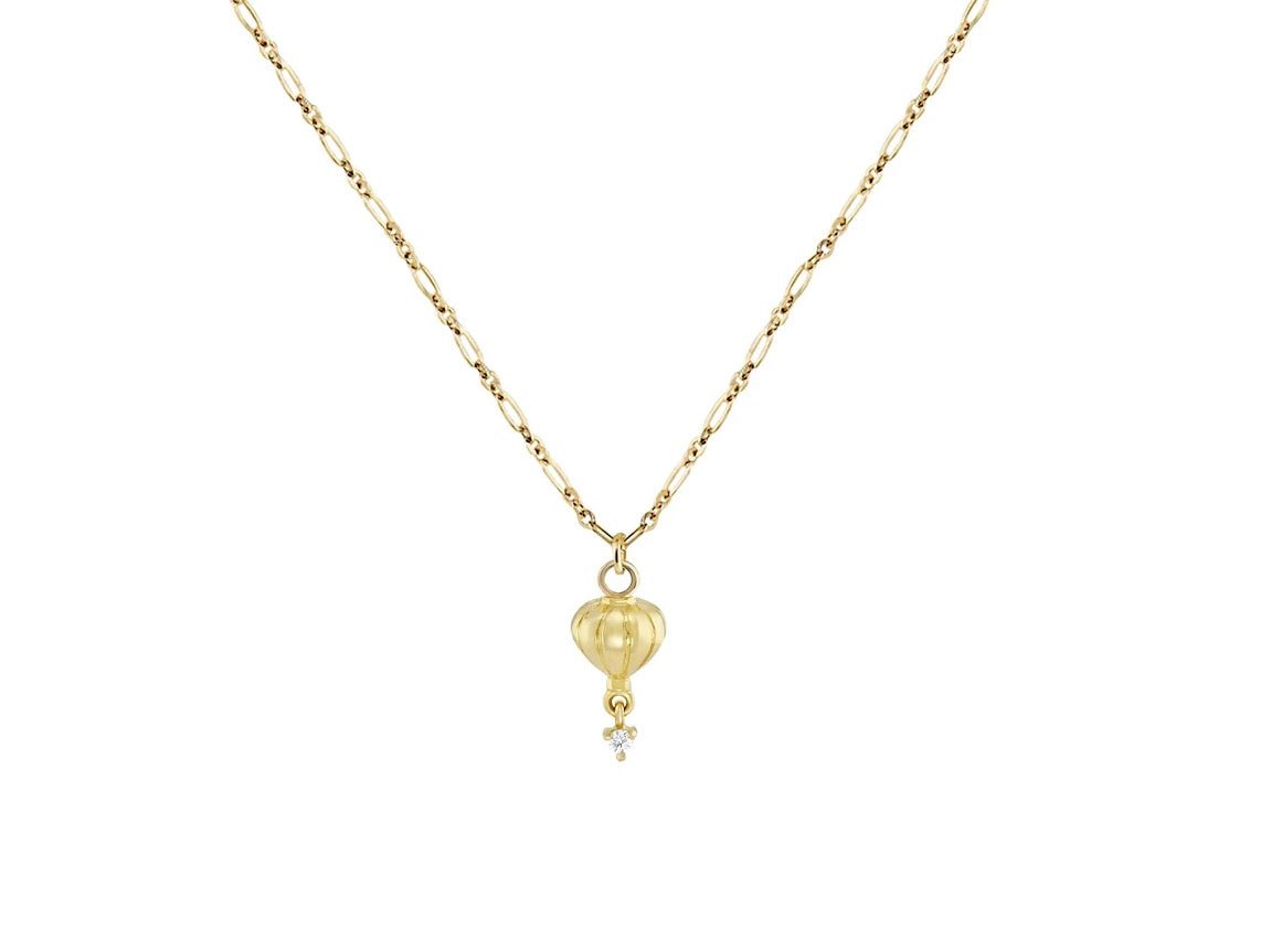 9k Lucky Lantern Pendant Necklace with Diamond