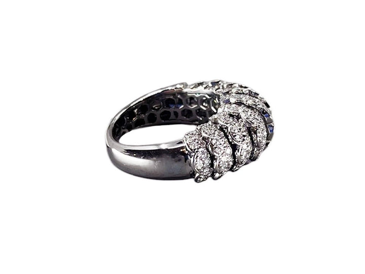 18k Oxidized White Gold Ring with Diamonds