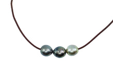 Load image into Gallery viewer, Brown Leather Necklace with 3 Gray Tahitian Pearls
