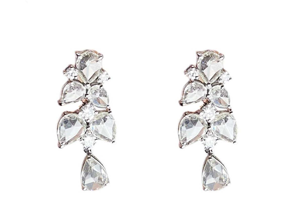 18k Round Diamond Drop Earrings