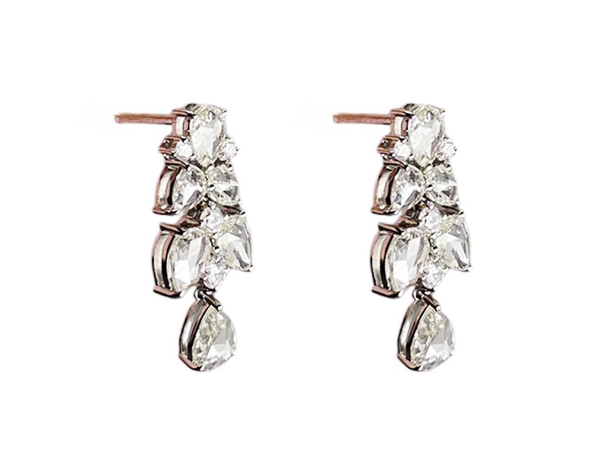18k Round Diamond Drop Earrings