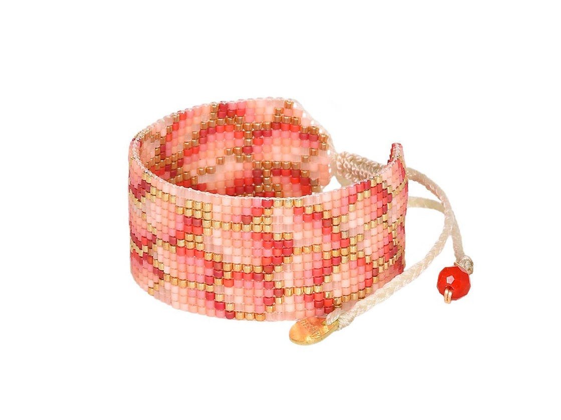 Gold, Coral, Salmon, and Pink Beaded Bracelet