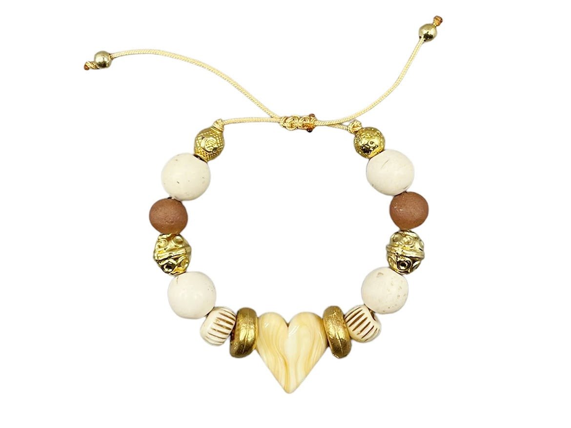 Beige Heart of Glass Bracelet.