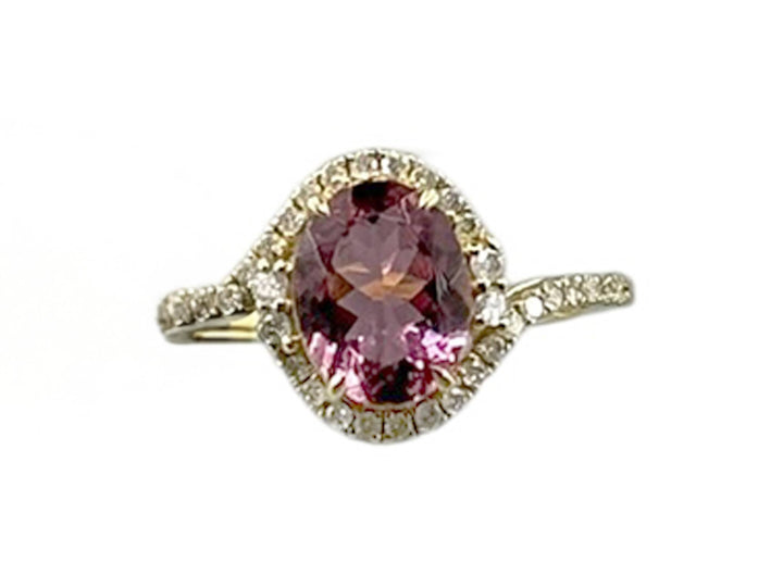 18k Ring with Pink Tourmaline and Diamonds