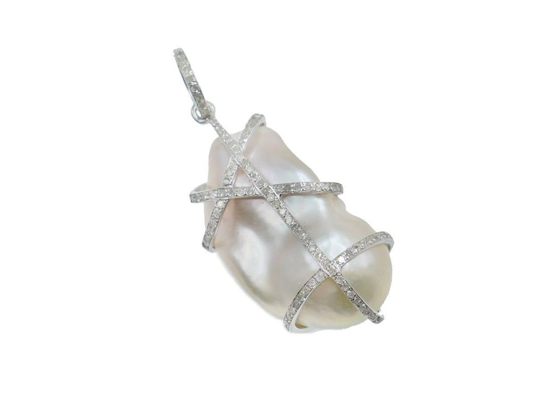 14k Freshwater Pearl Charm with Diamonds