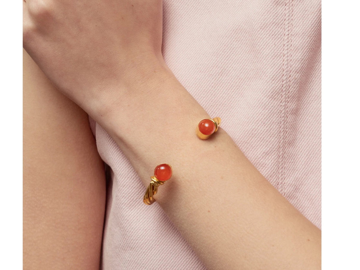 Twisted Bracelet with Carnelian