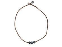 Load image into Gallery viewer, Brown Leather Necklace with 3 Dark Gray Tahitian Pearls
