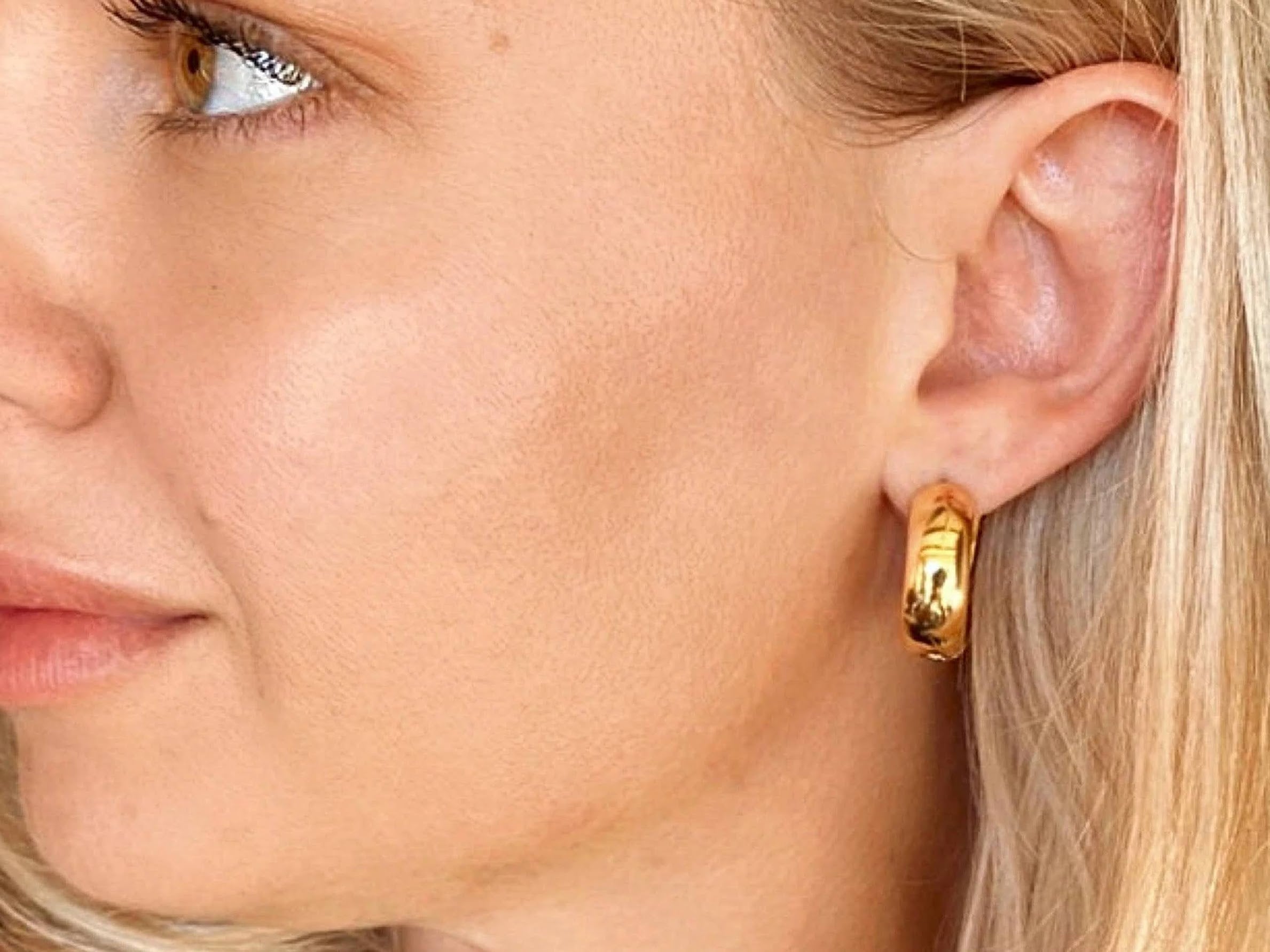 Gold Chunky Clicker Hoop Earrings